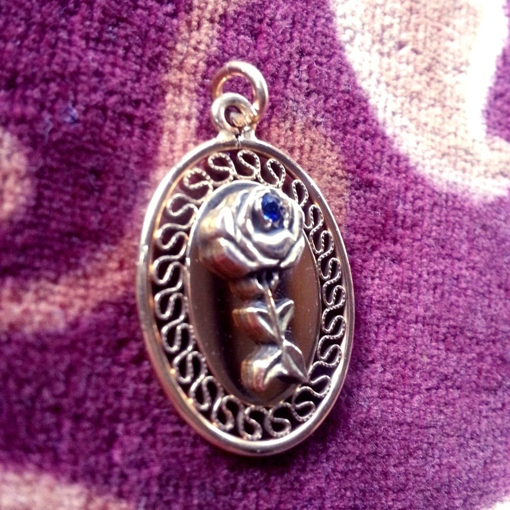 Vintage Pendant Charm Rose Love Lot SEND OFFERS